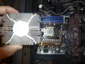 imagen 8 Cambiar un ventilador de procesador (Scythe Tatsumi) y auxiliar (AeroCool Dead Silence 140x140mm Rojo)